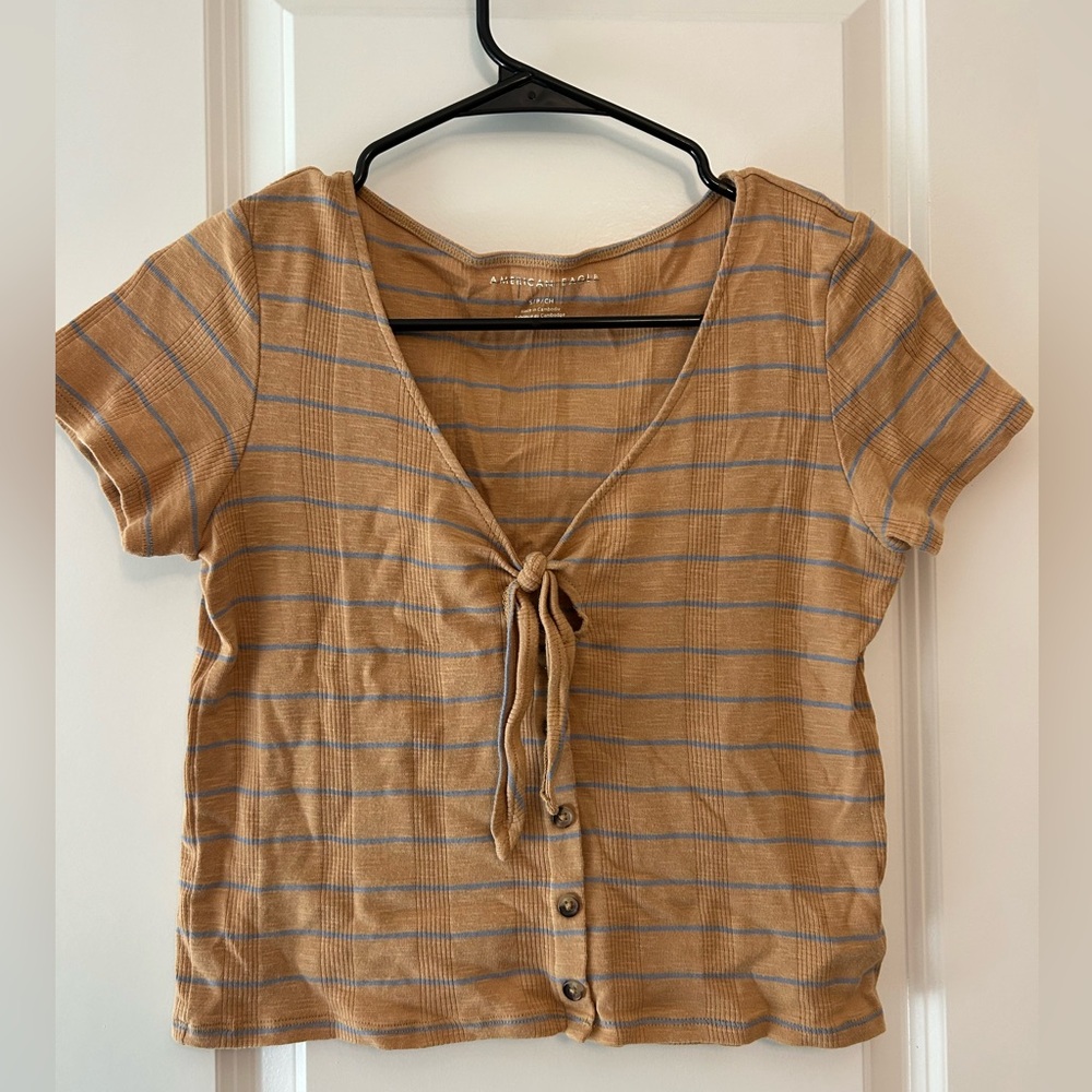 American Eagle top
